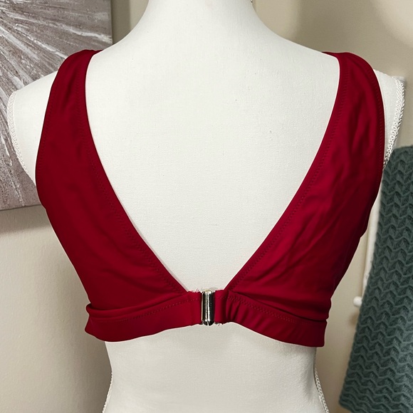Blooming Jelly Red Bikini Top with Strappy Detail - Picture 5 of 8